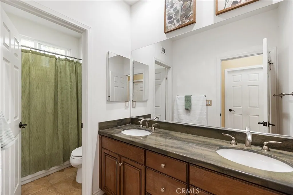 10202 Pinecastle Street