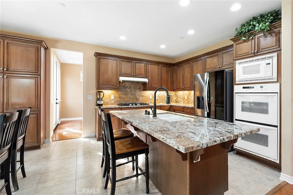 10202 Pinecastle Street