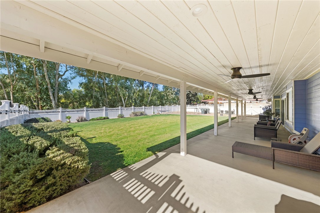 13952 Oakwood Glen Place