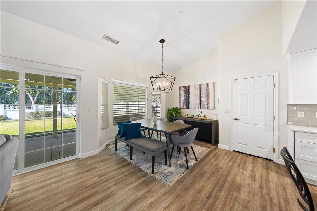 13952 Oakwood Glen Place