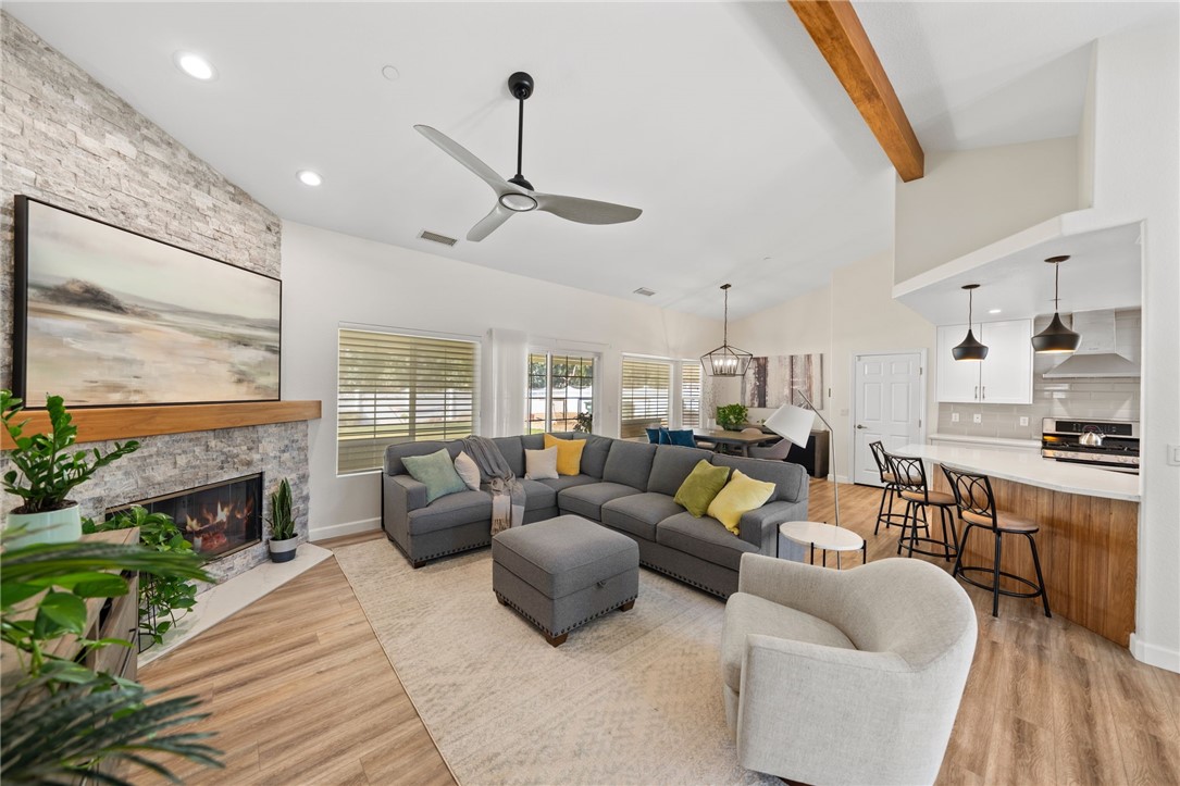 13952 Oakwood Glen Place