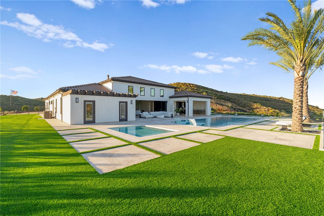 43714 Mountain Run Circle