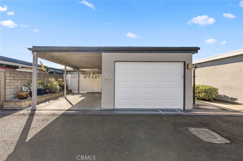 3839 Vista Campana S 47