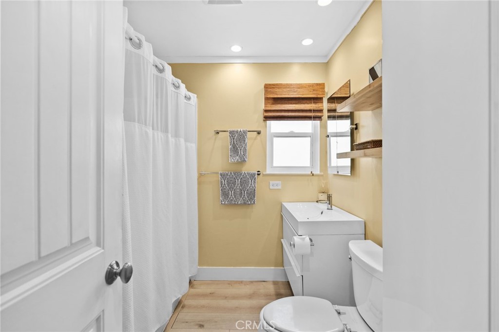 3839 Vista Campana S 47