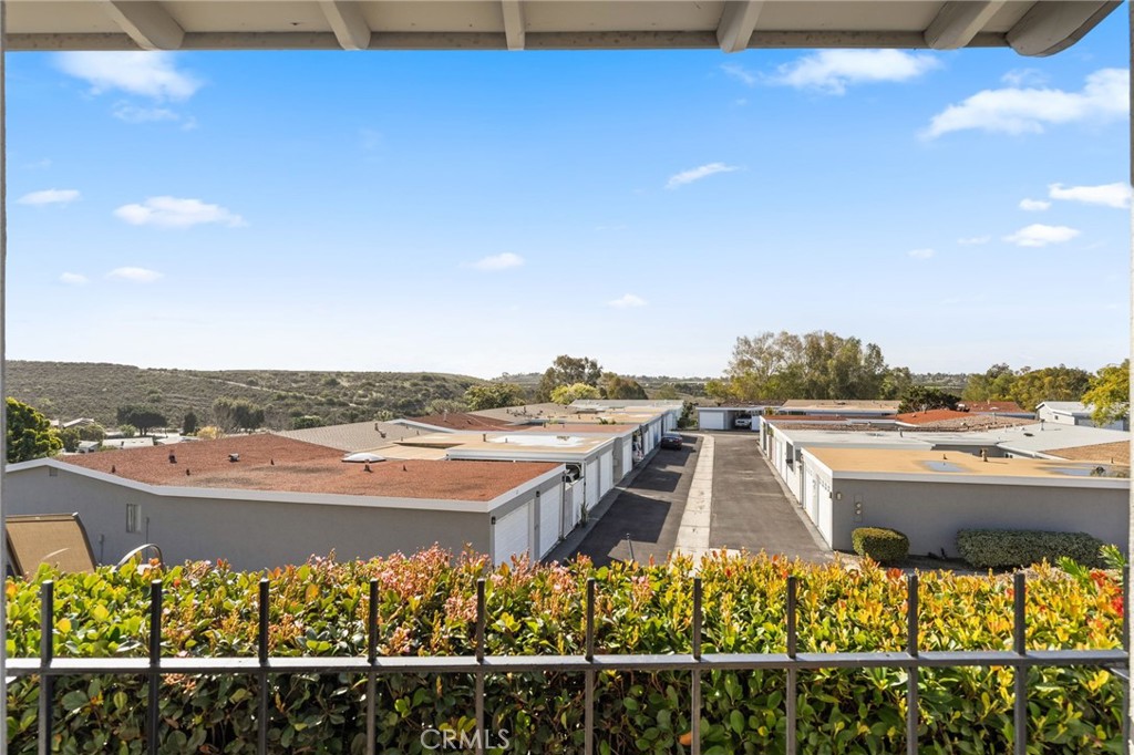 3839 Vista Campana S 47