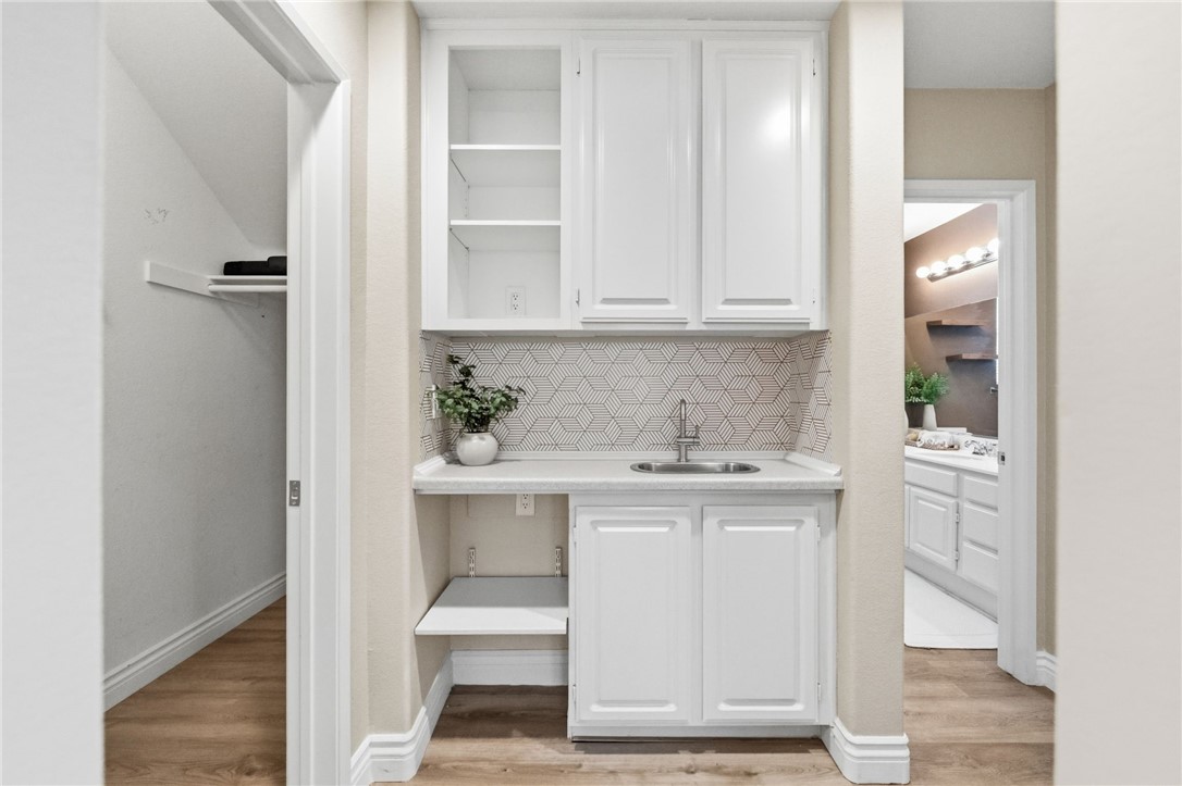 23376 Caliente Springs Avenue