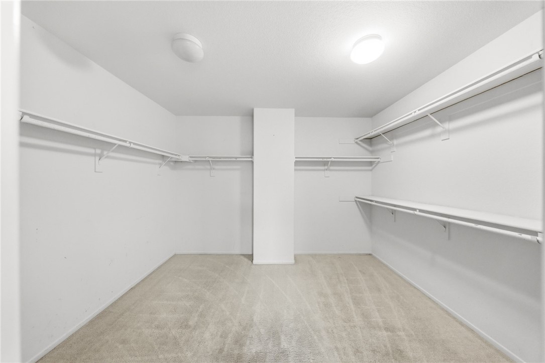 23376 Caliente Springs Avenue