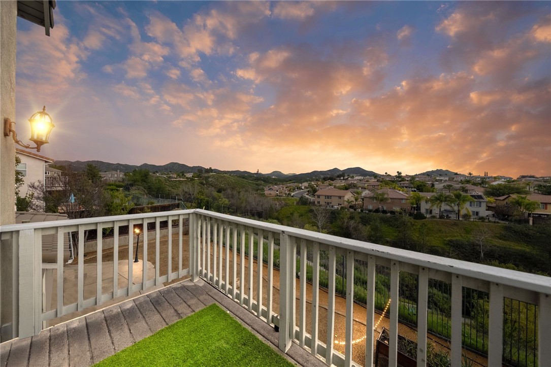 23376 Caliente Springs Avenue