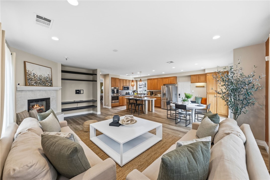 23376 Caliente Springs Avenue