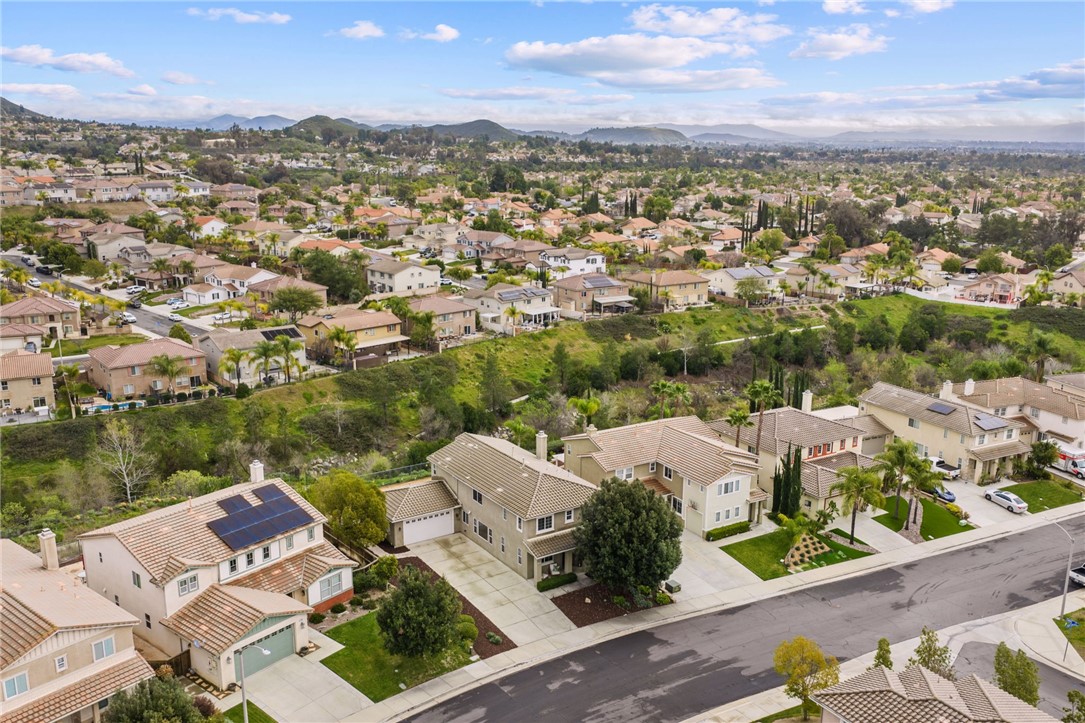 23376 Caliente Springs Avenue