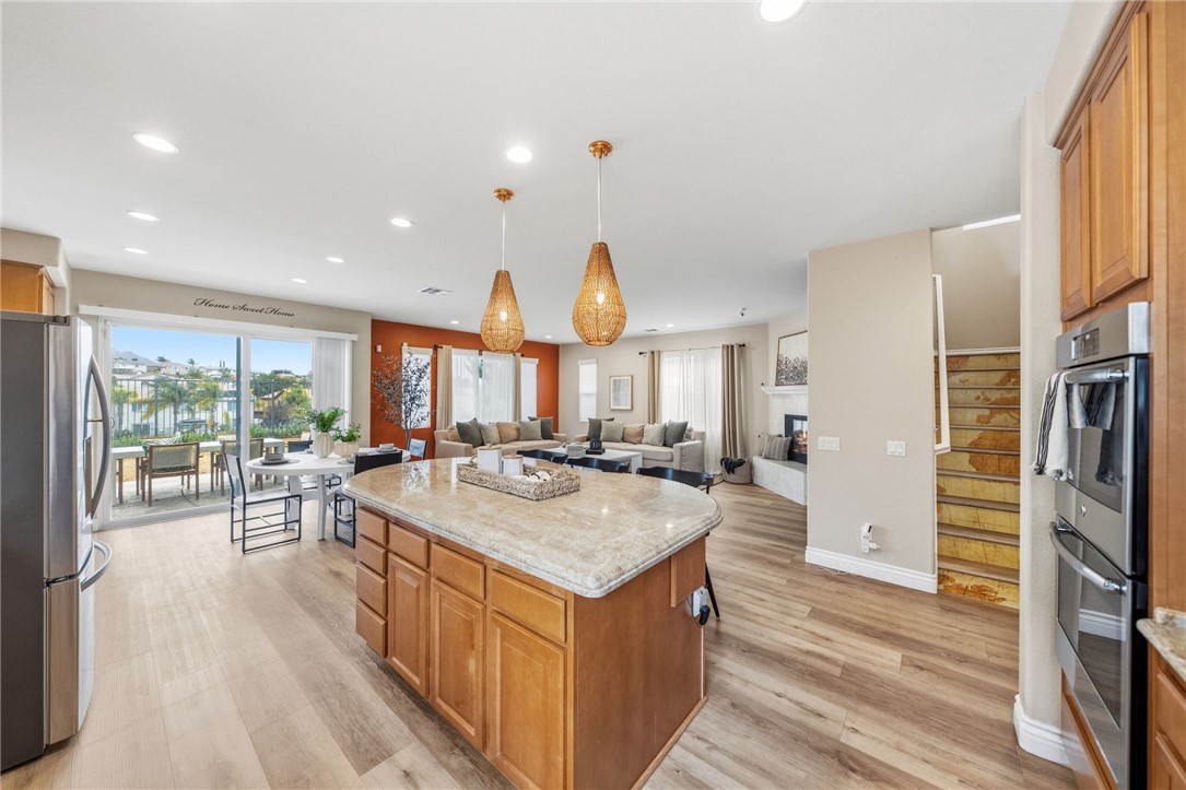 23376 Caliente Springs Avenue