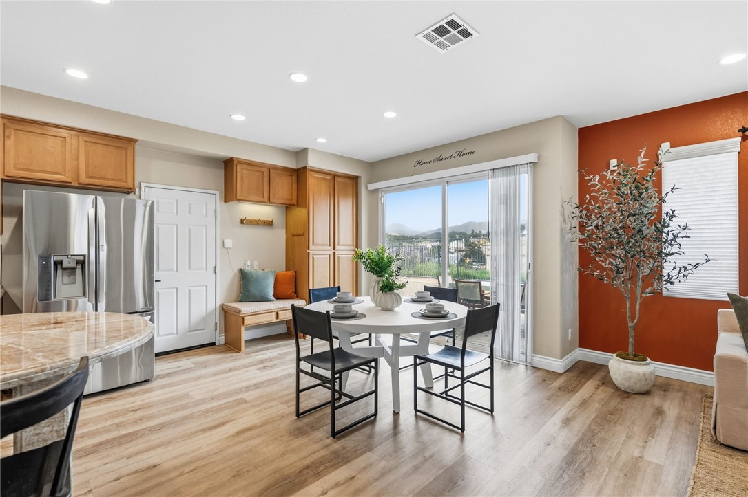 23376 Caliente Springs Avenue