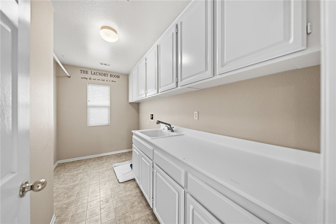 23376 Caliente Springs Avenue