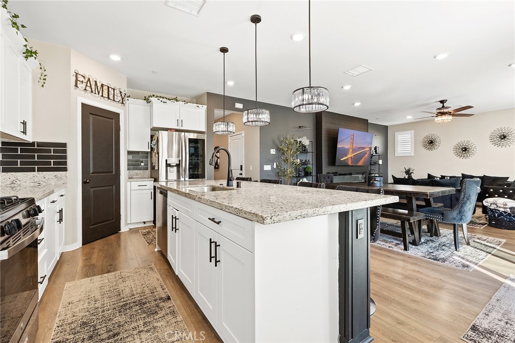 34510 Coconut Circle