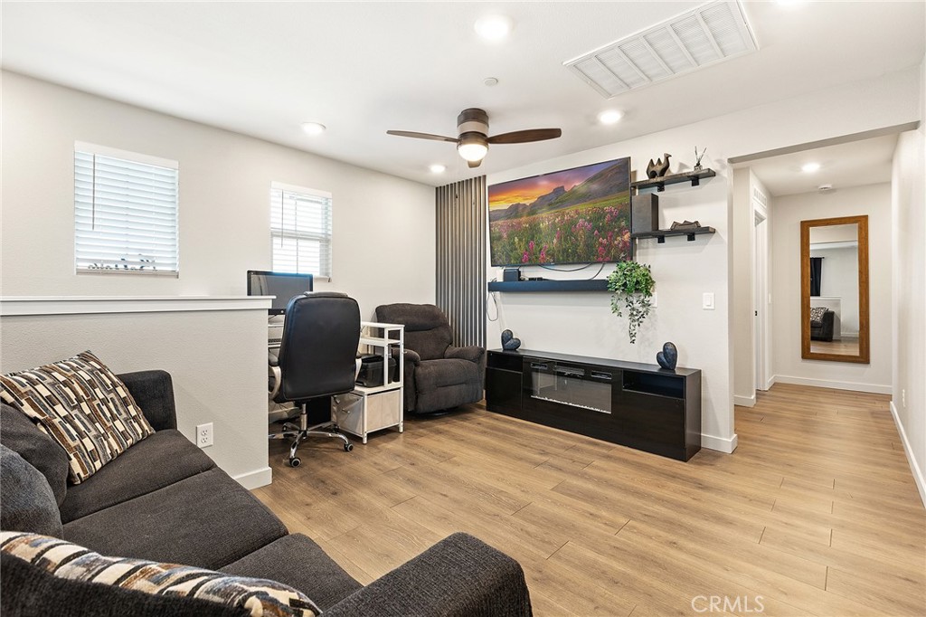 34510 Coconut Circle