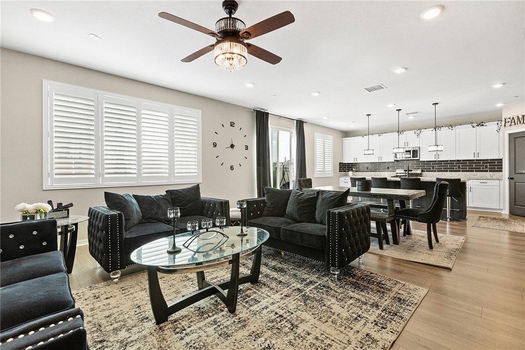 34510 Coconut Circle
