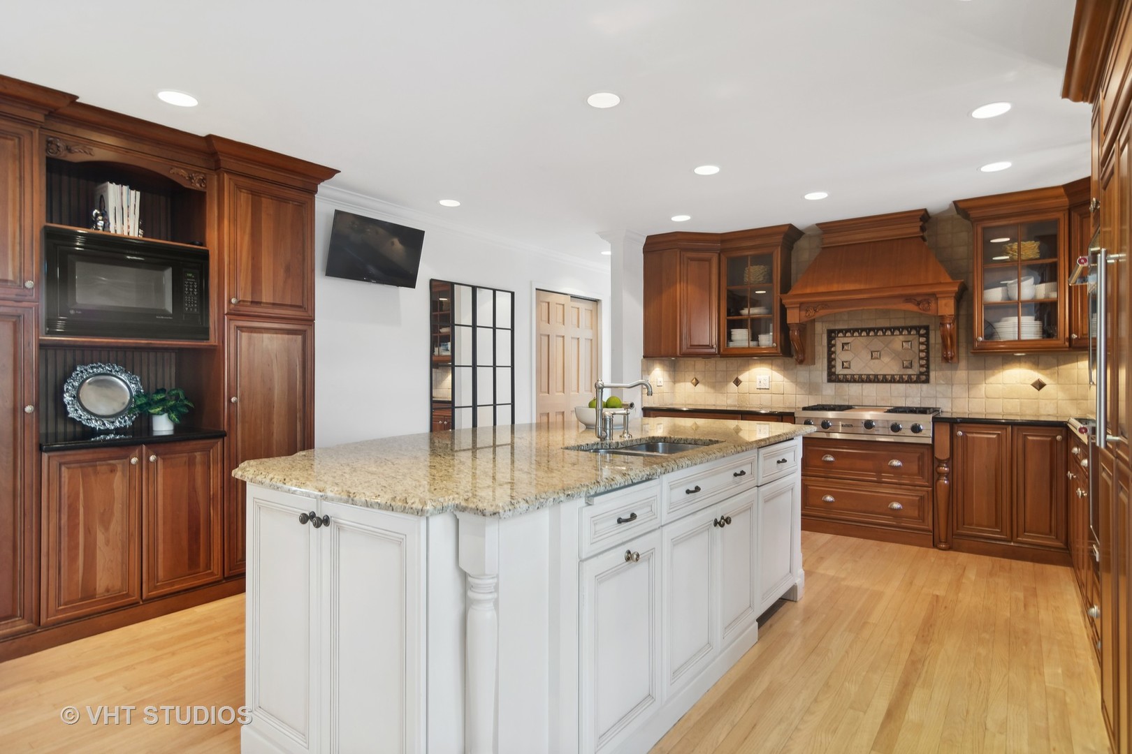 22W550 Glen Court