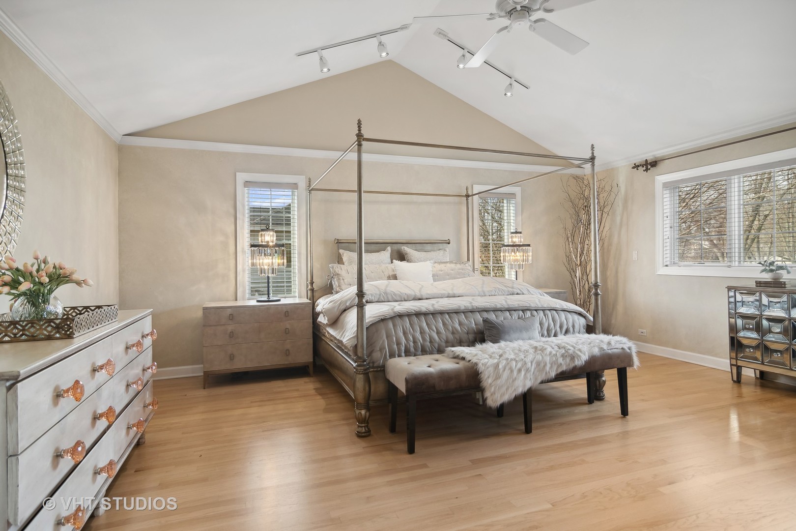 22W550 Glen Court