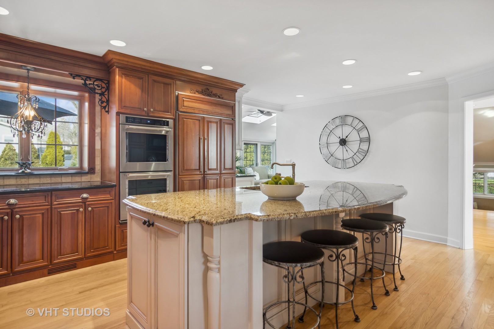 22W550 Glen Court