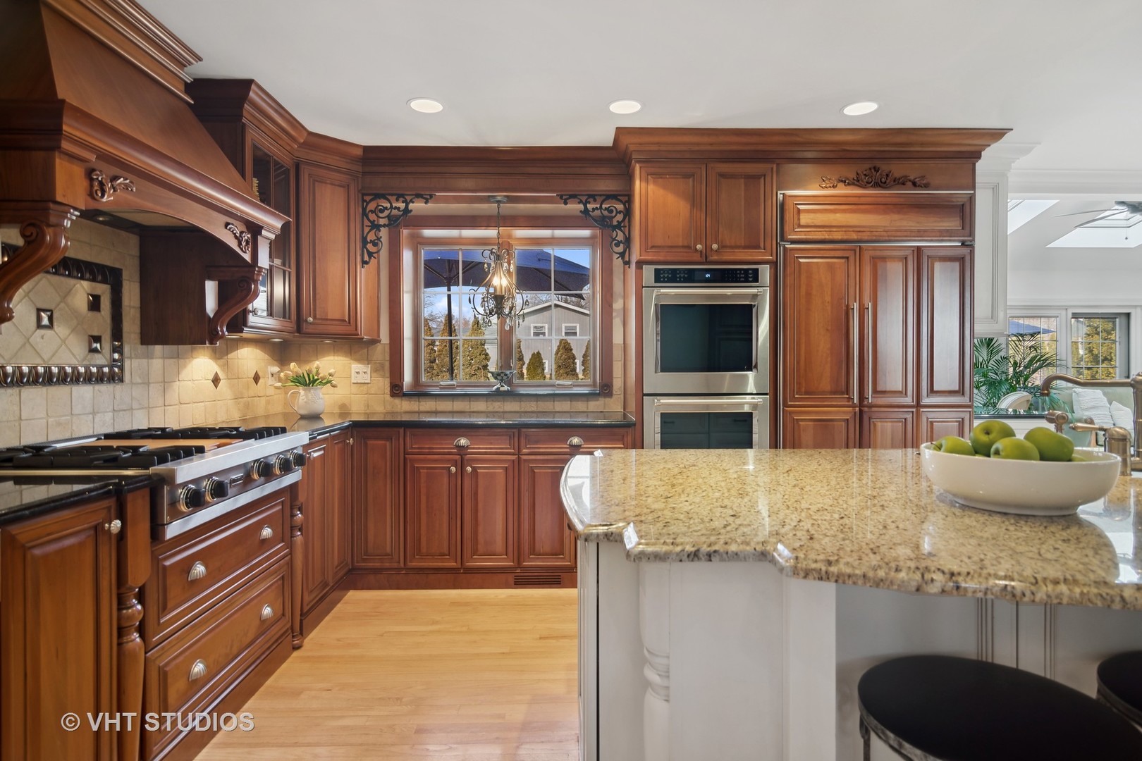 22W550 Glen Court