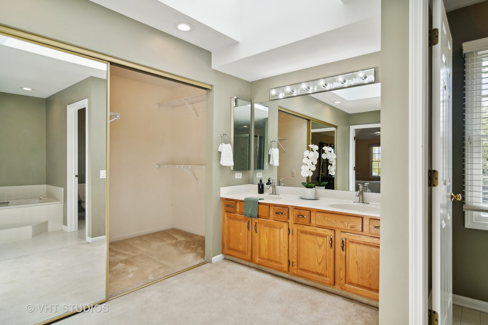 2240 N Charter Point Drive