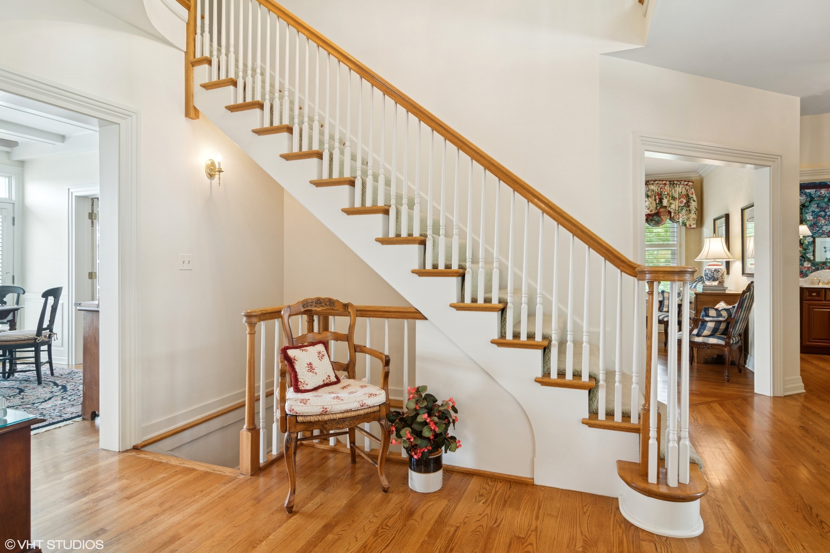 2 Hickory Lane