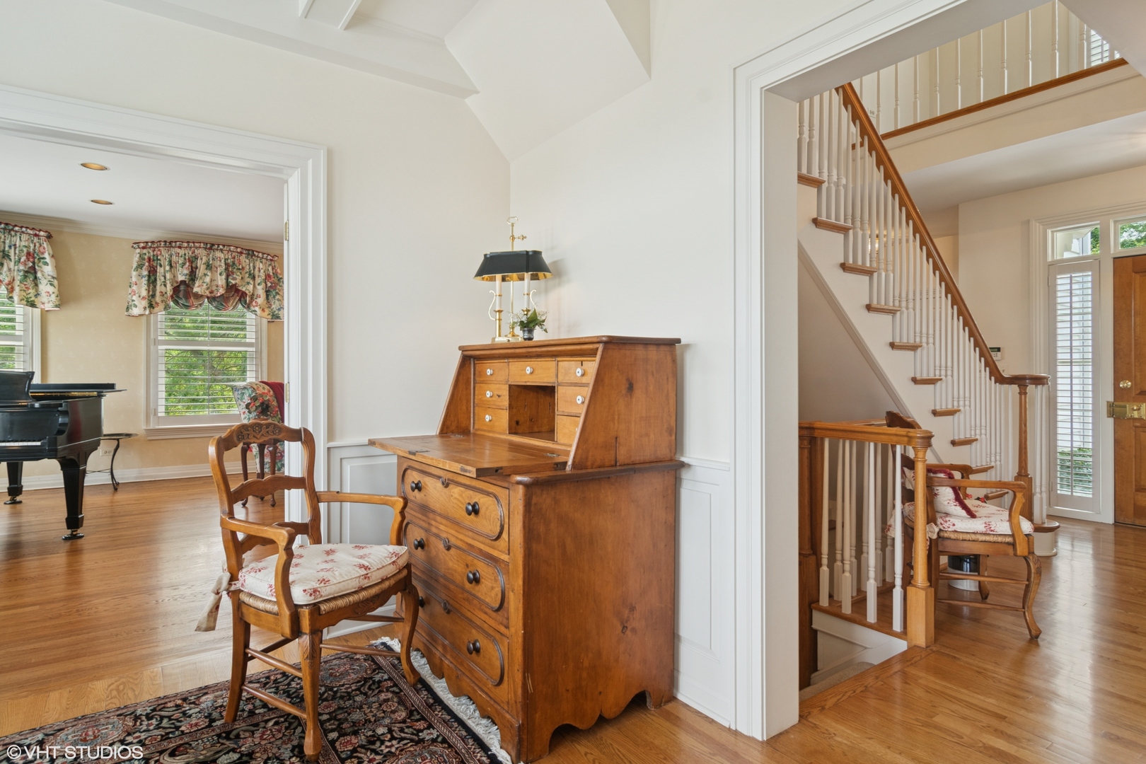 2 Hickory Lane