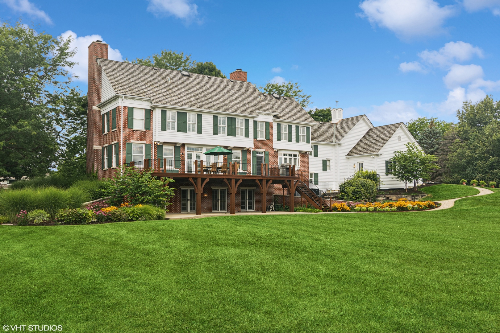2 Hickory Lane