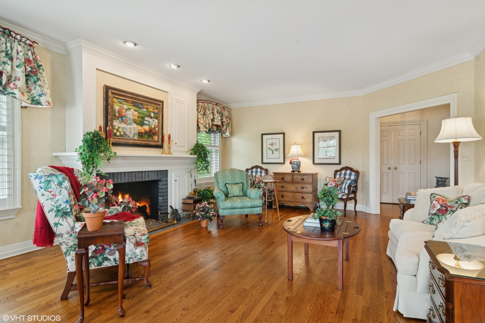2 Hickory Lane