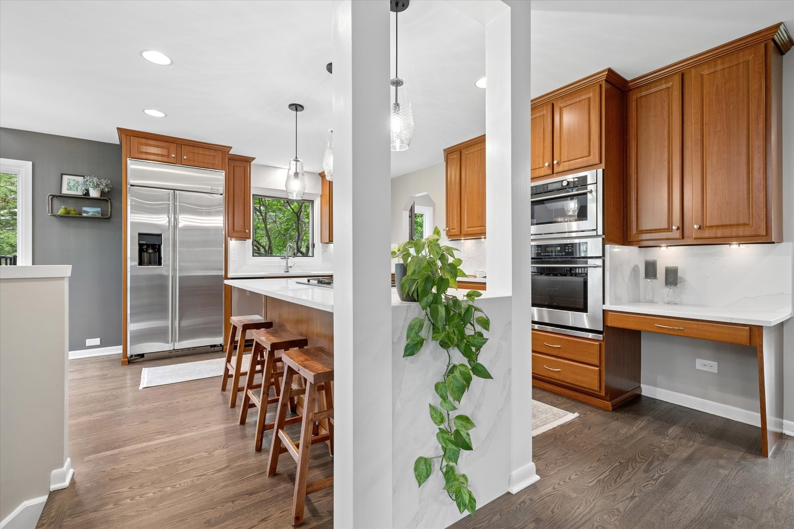 2 Fenview Court