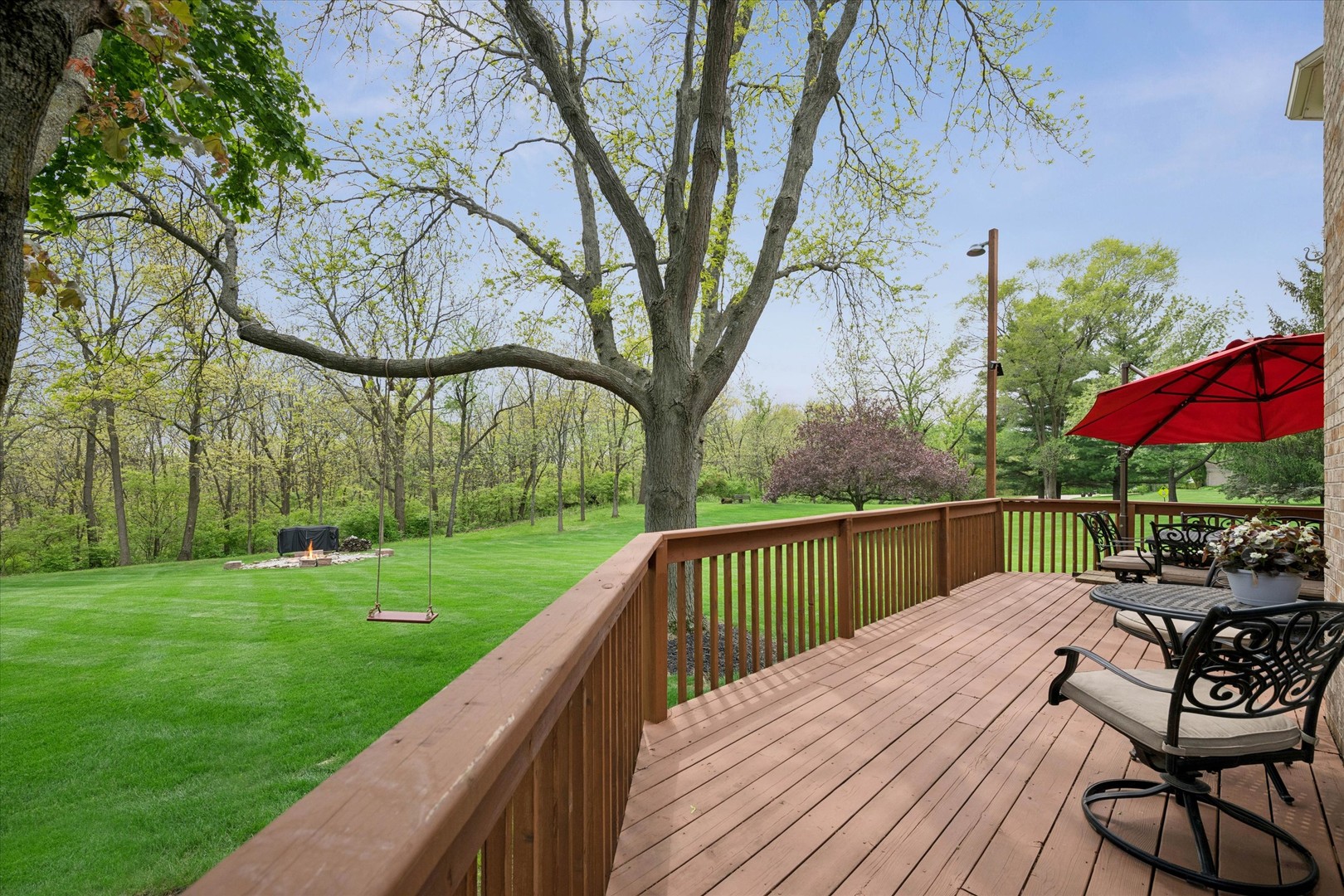 2 Fenview Court
