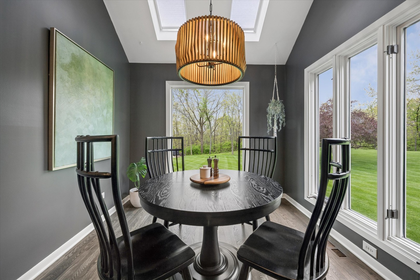 2 Fenview Court