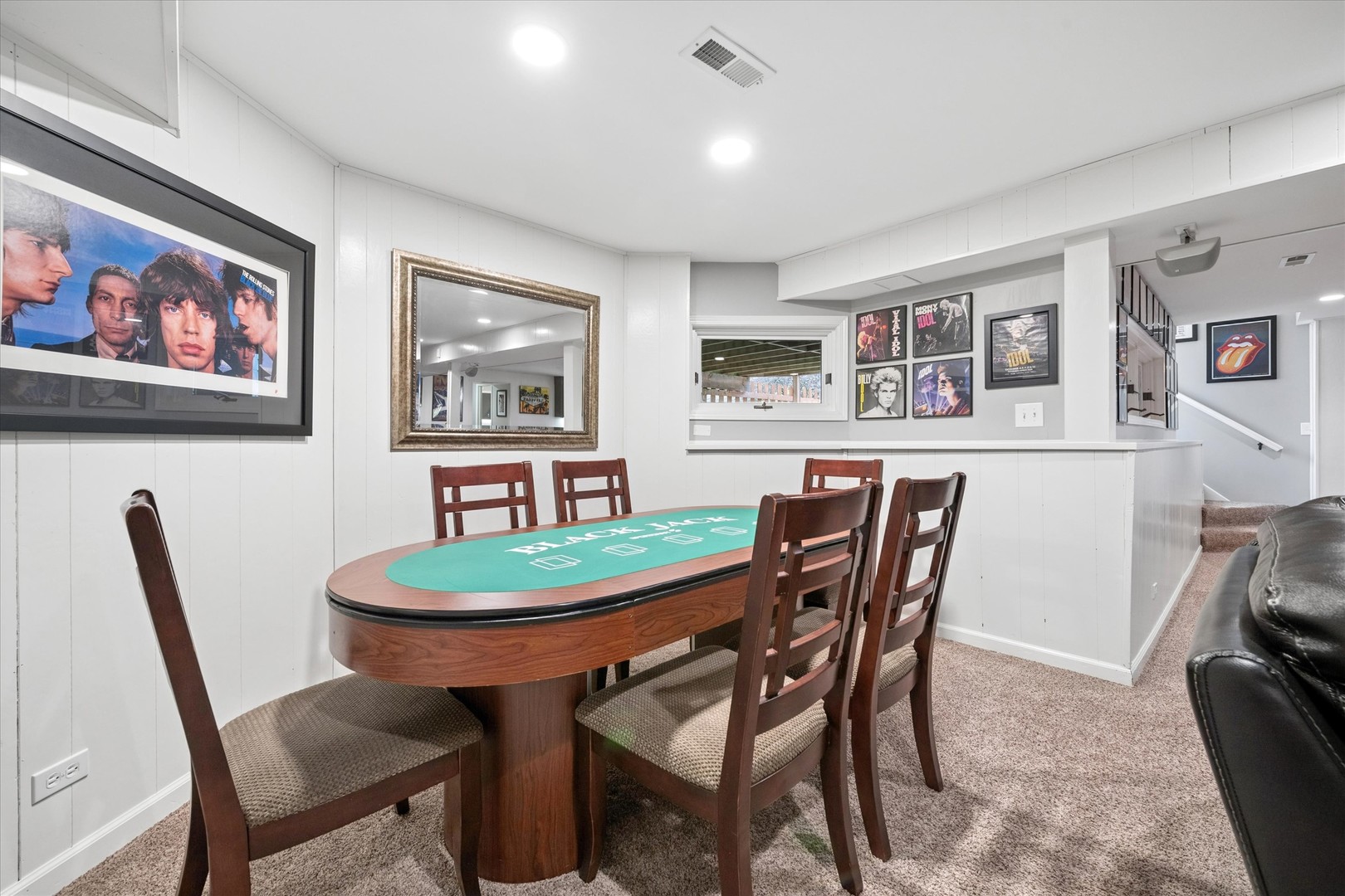2 Fenview Court