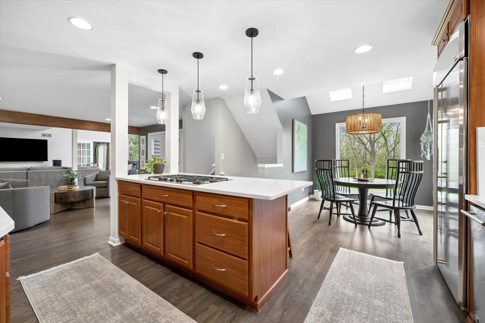 2 Fenview Court