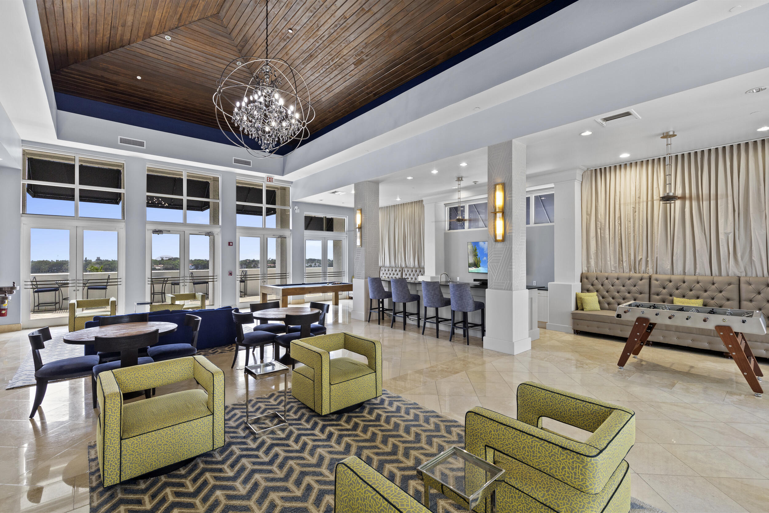 255 Evernia Street 1518