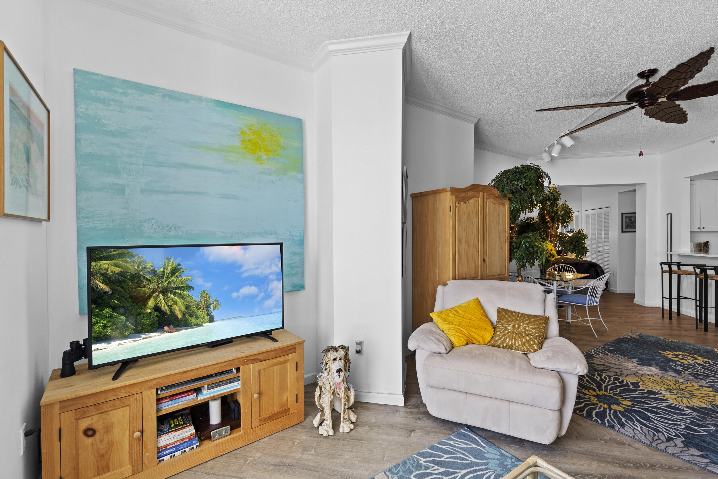 255 Evernia Street 1518