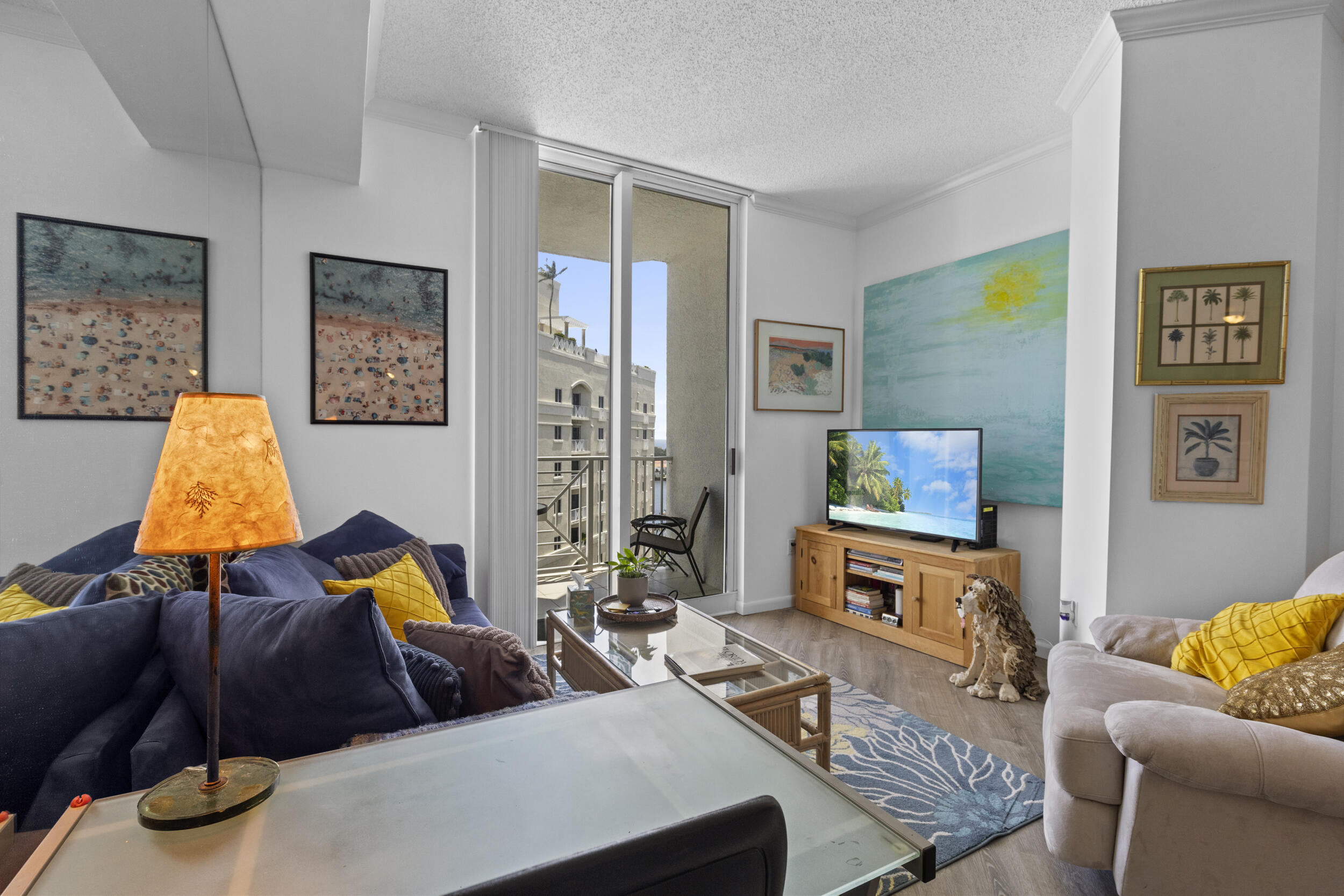 255 Evernia Street 1518