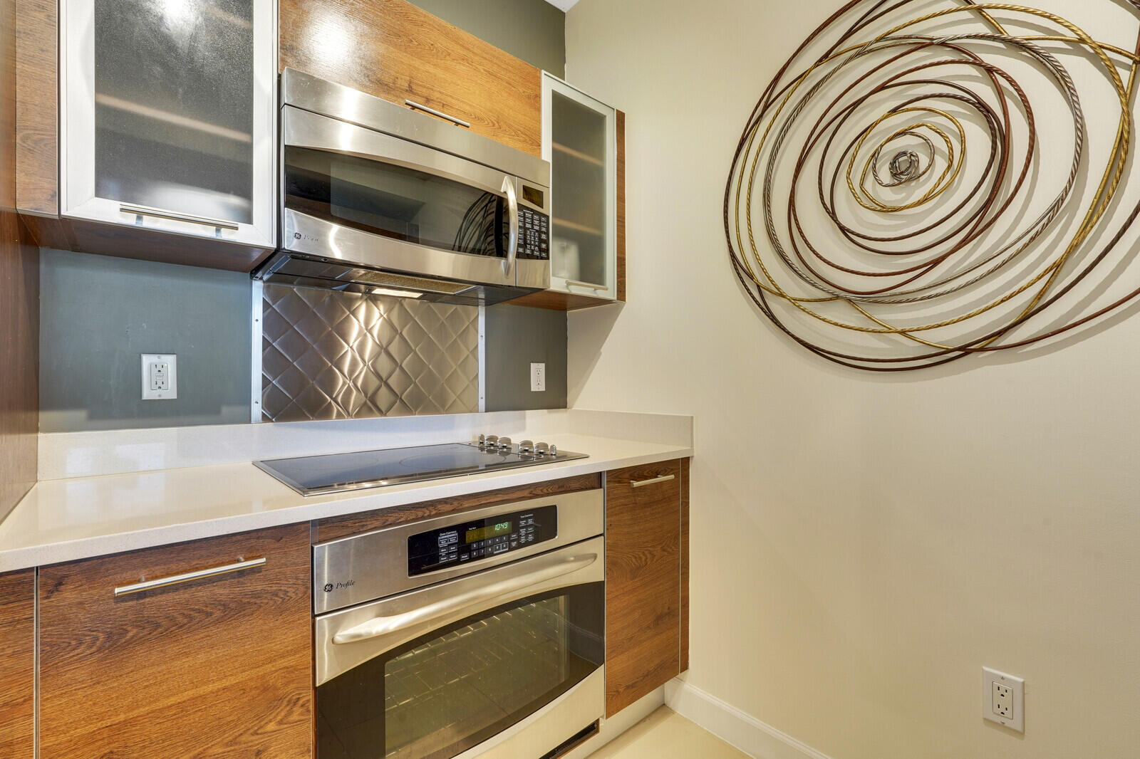 480 Hibiscus Street 803