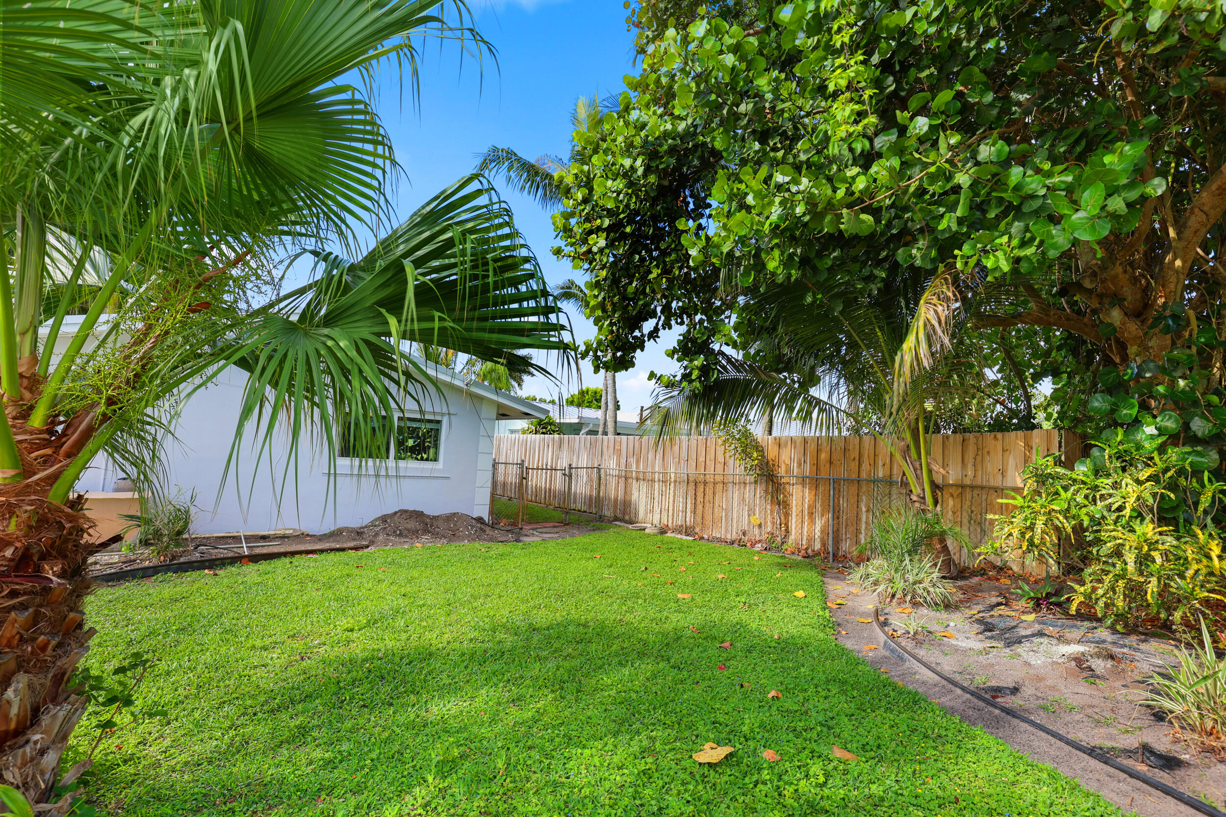 4403 Fuschia Circle N