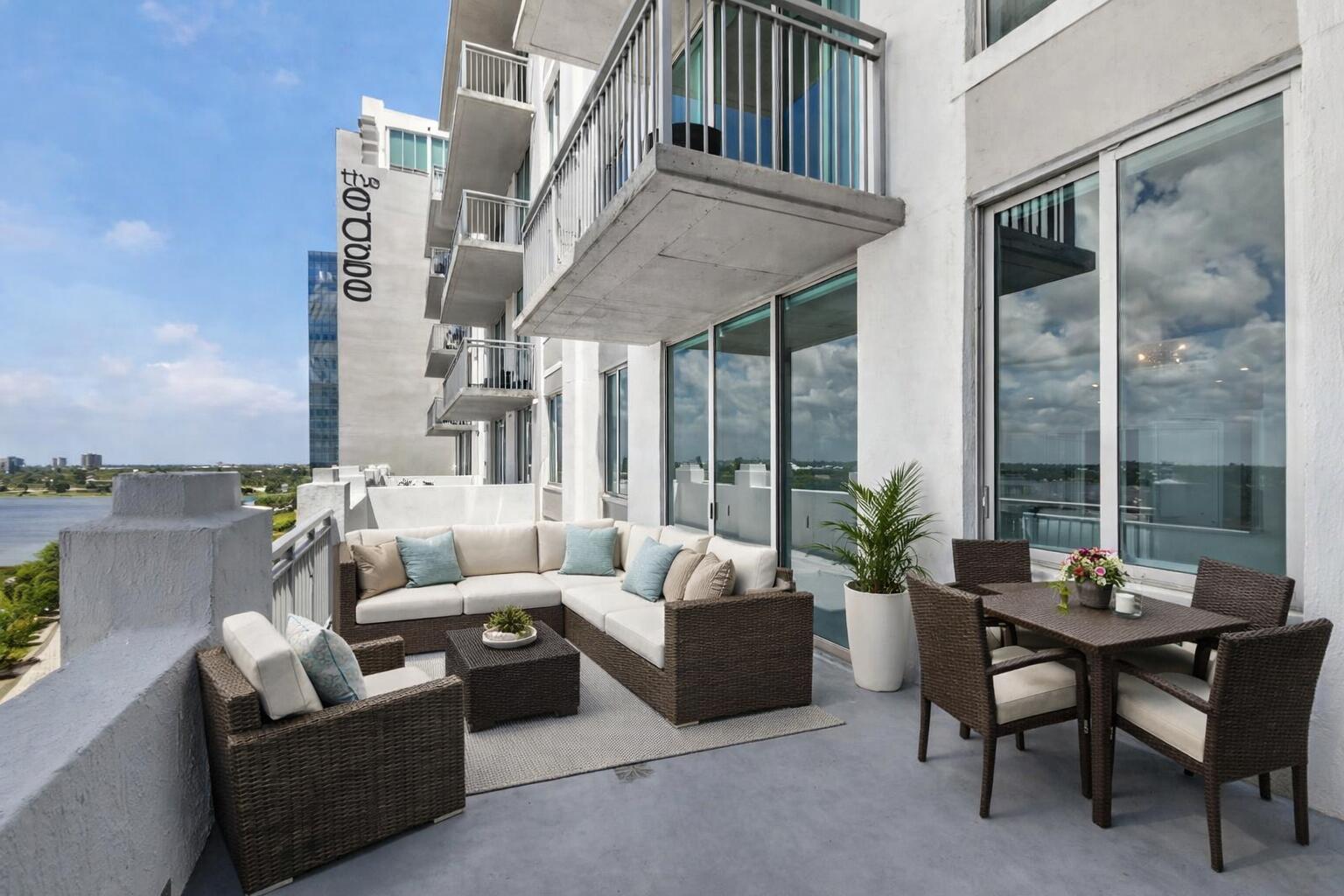 300 S Australian Avenue 1112