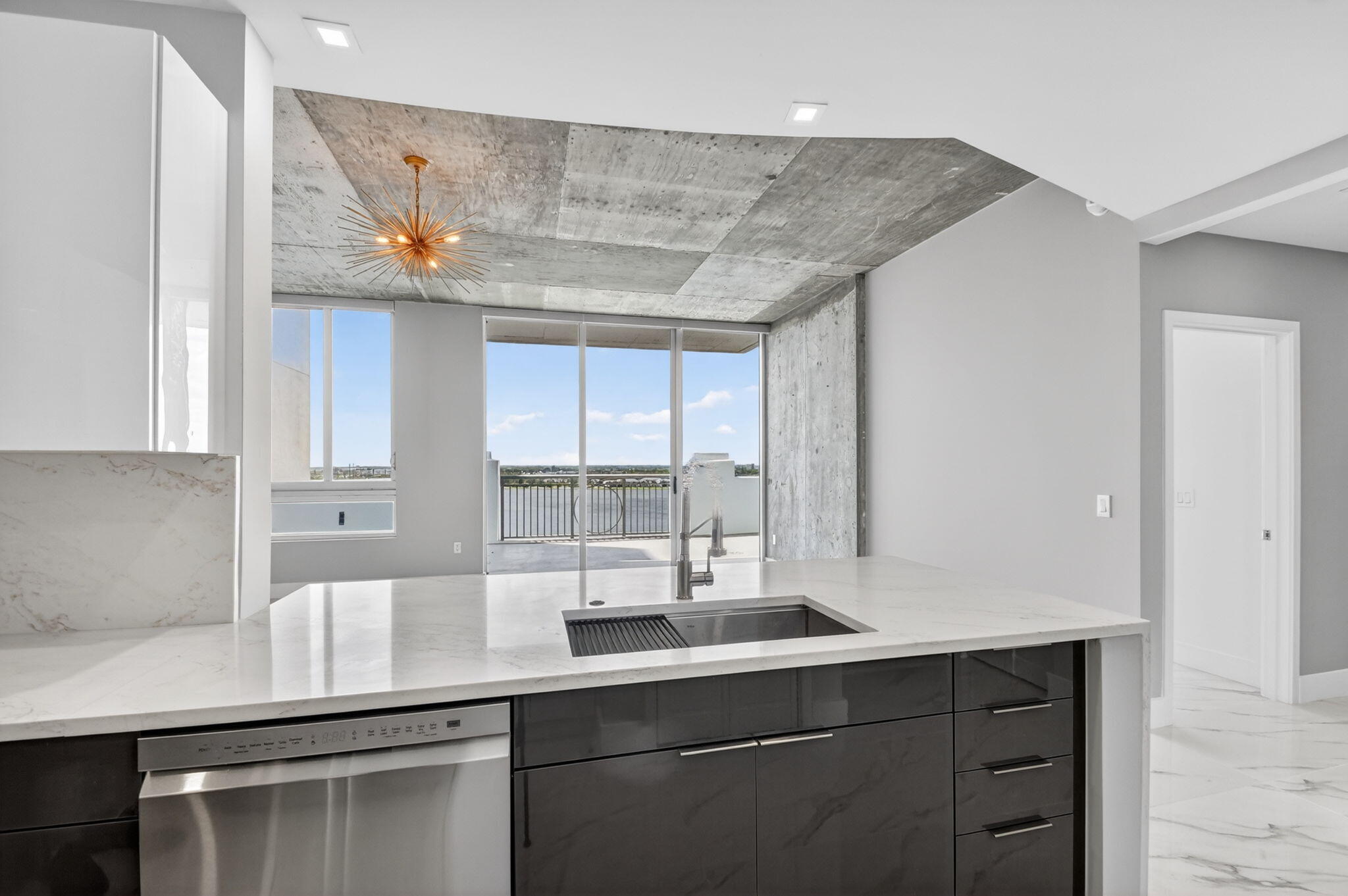 300 S Australian Avenue 1112