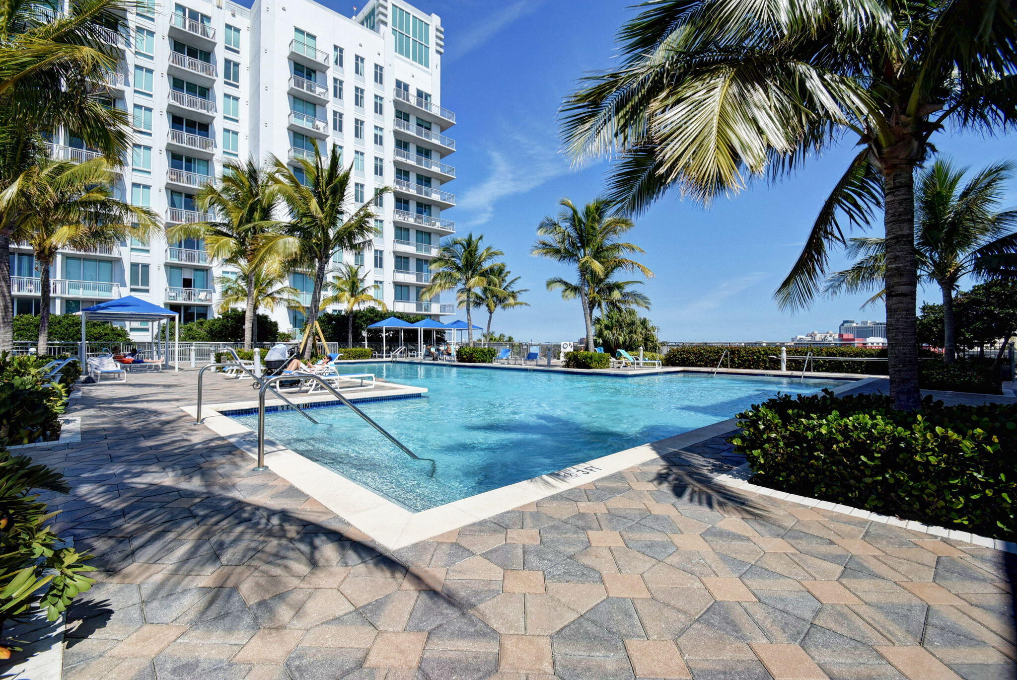 300 S Australian Avenue 1112