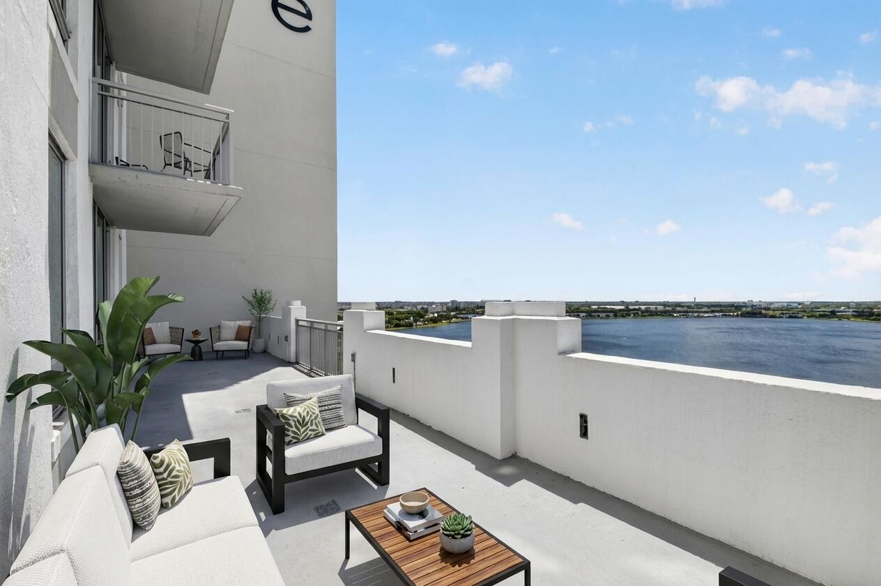 300 S Australian Avenue 1112