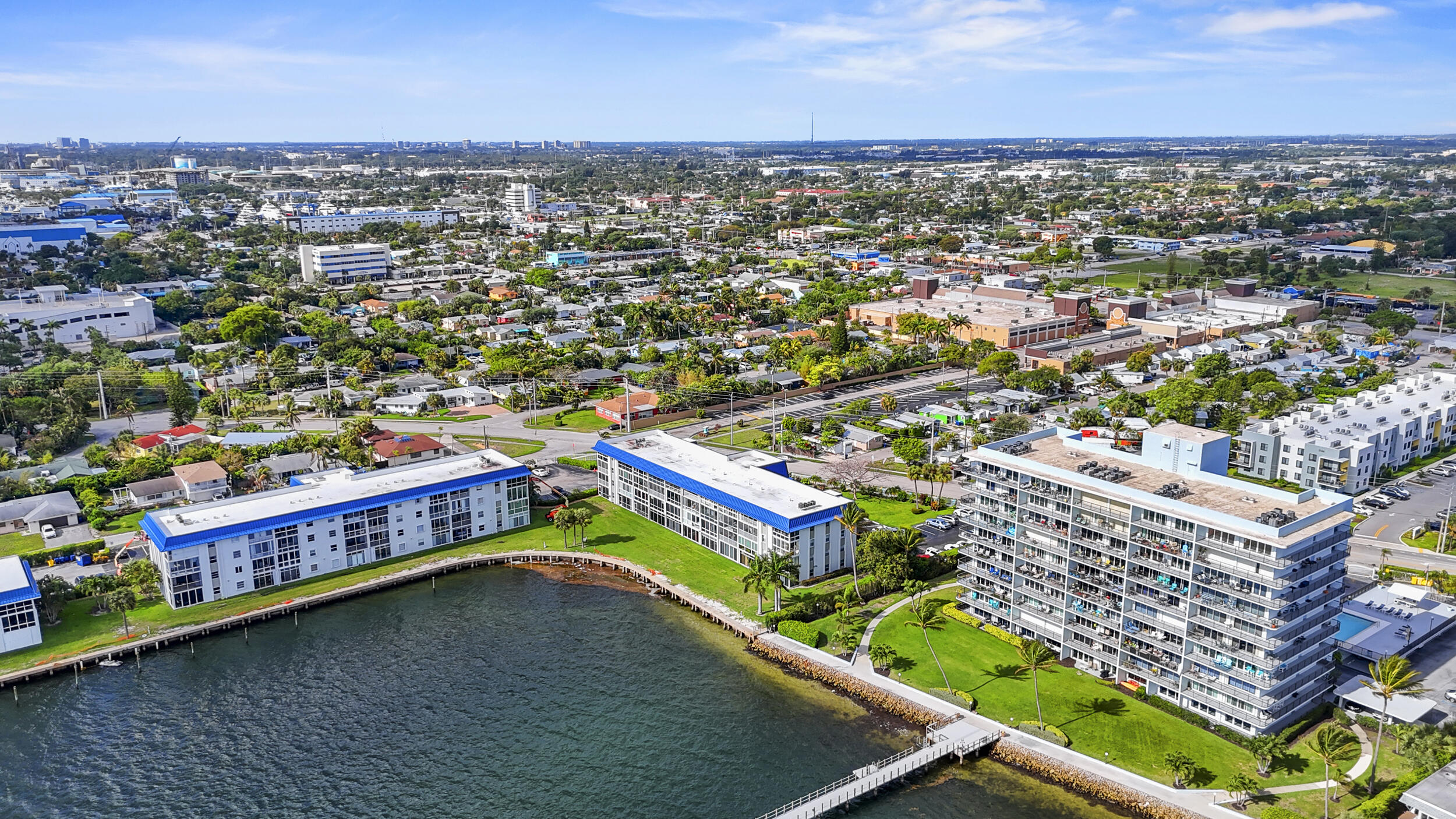 2936 Lake Shore Drive 204