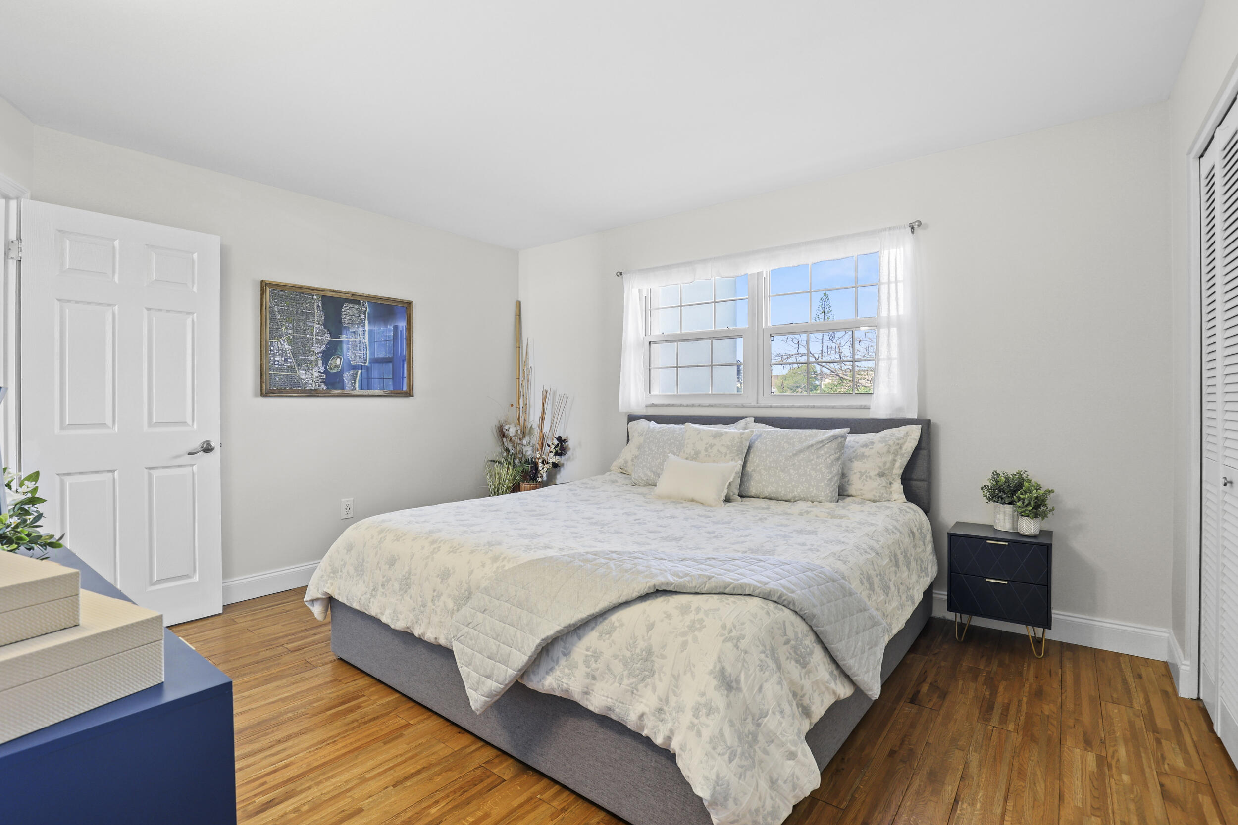 2936 Lake Shore Drive 204