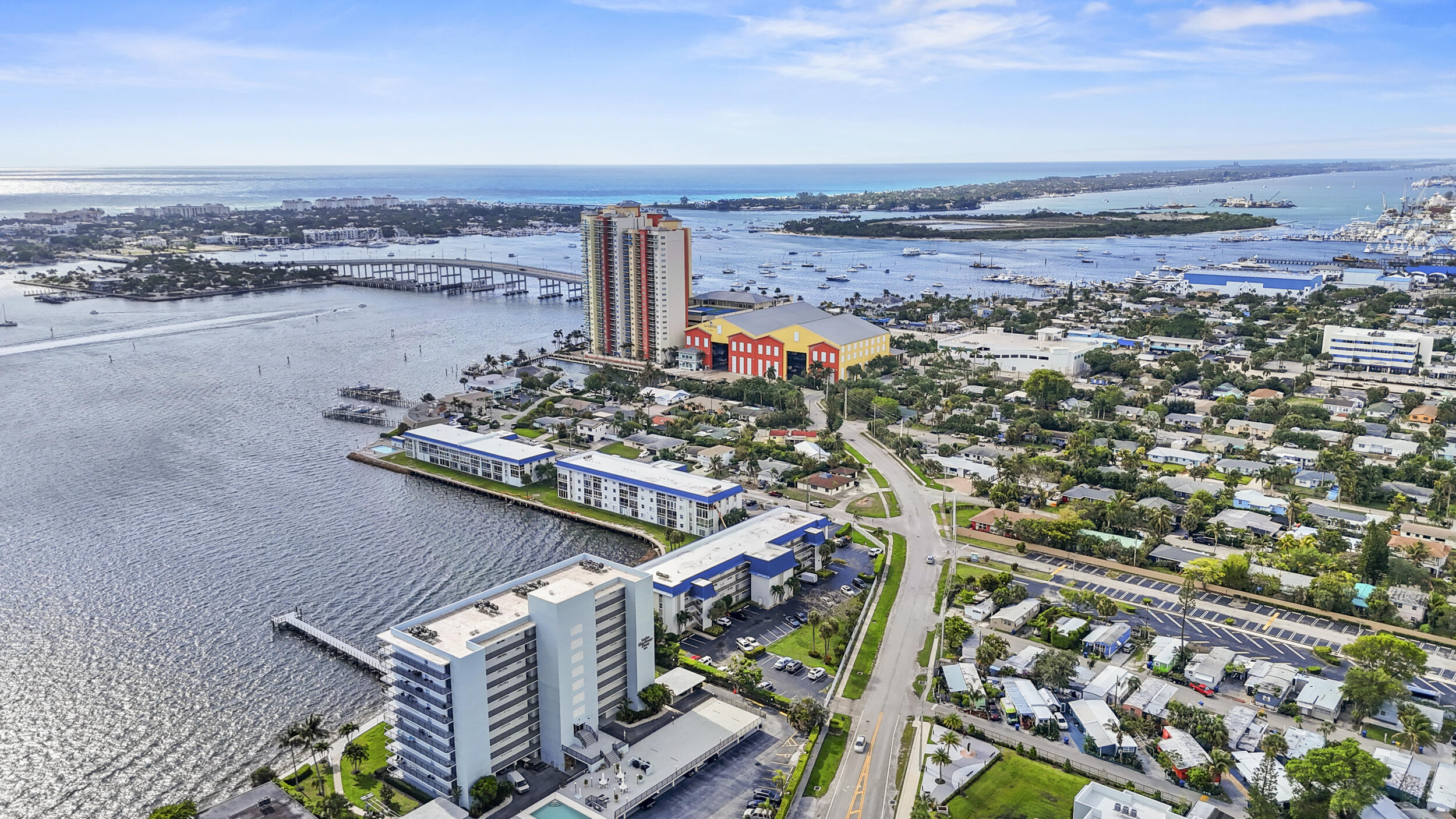 2936 Lake Shore Drive 204