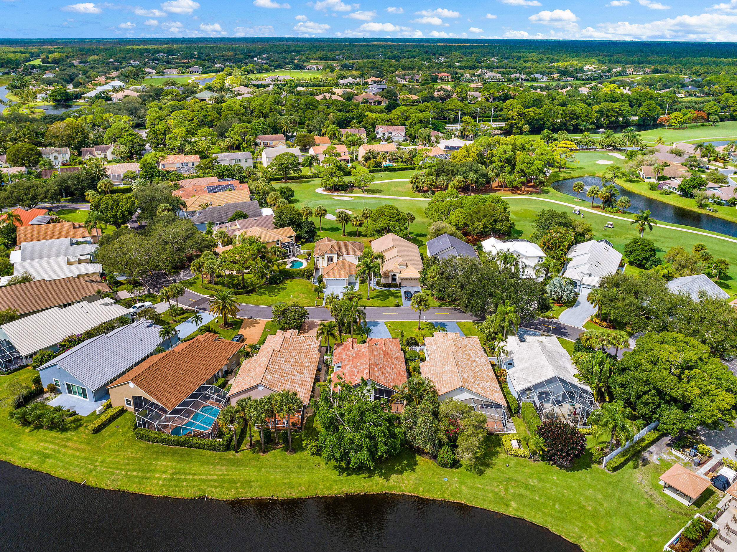 6866 Briarlake Circle
