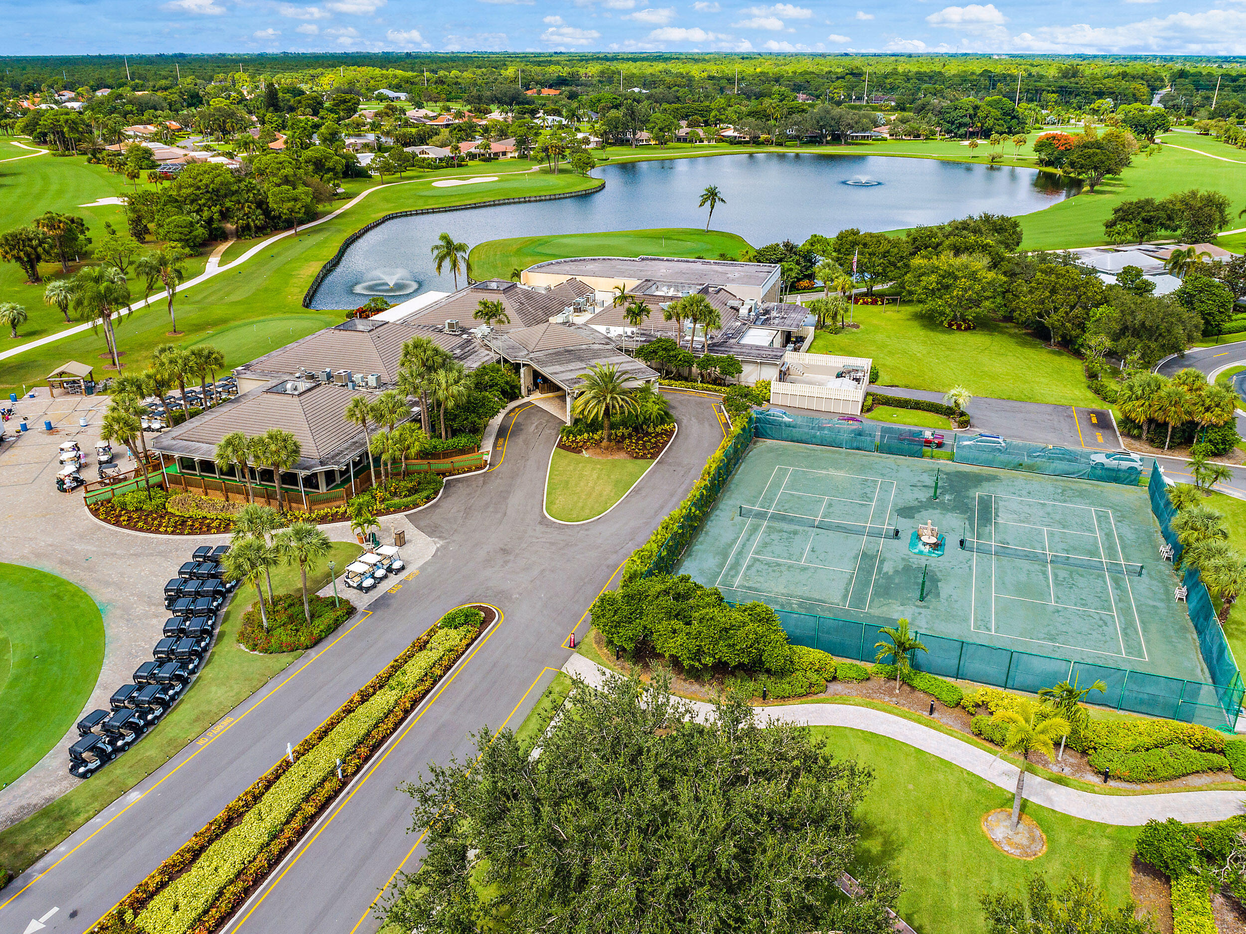 6866 Briarlake Circle