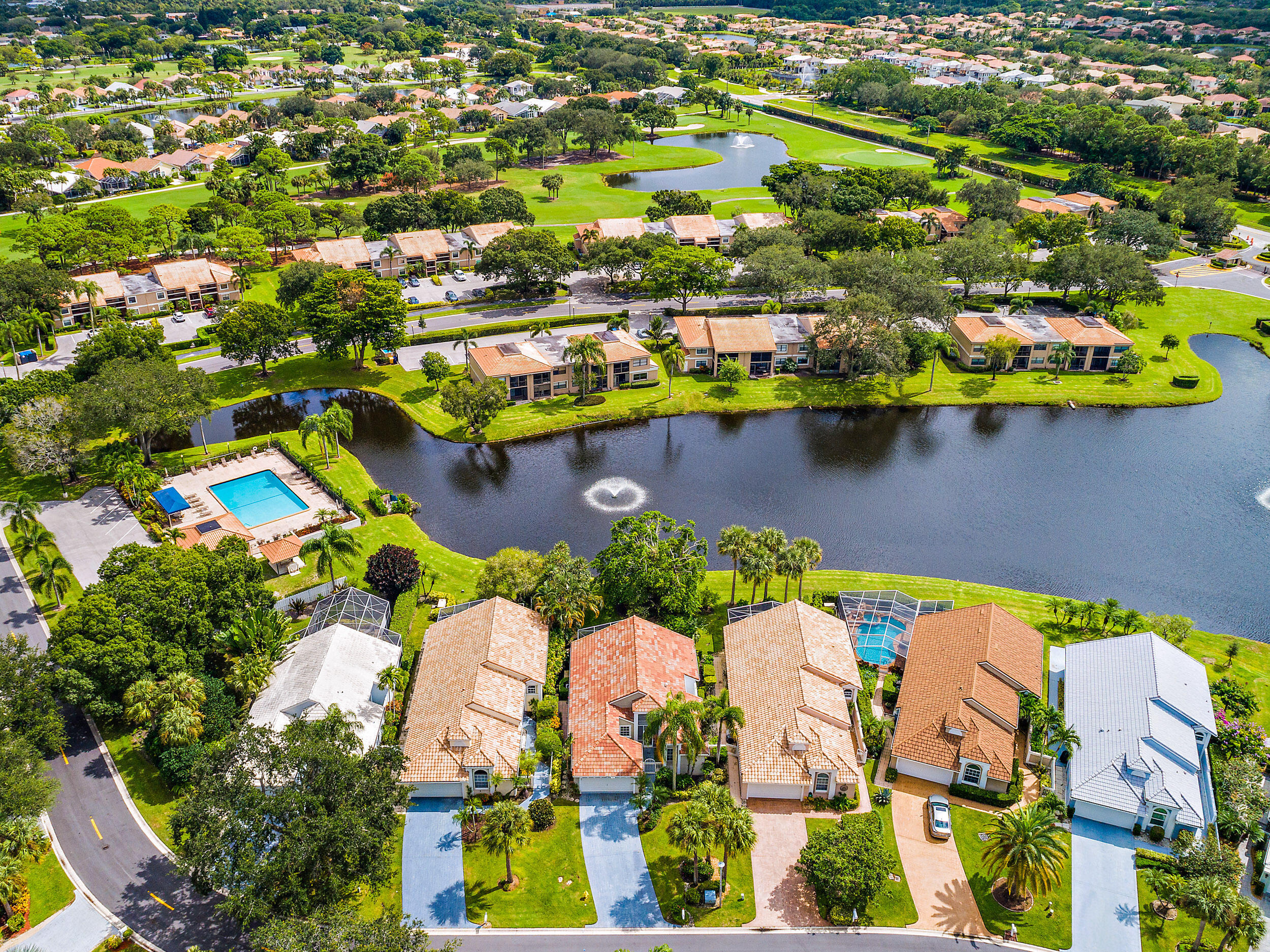 6866 Briarlake Circle