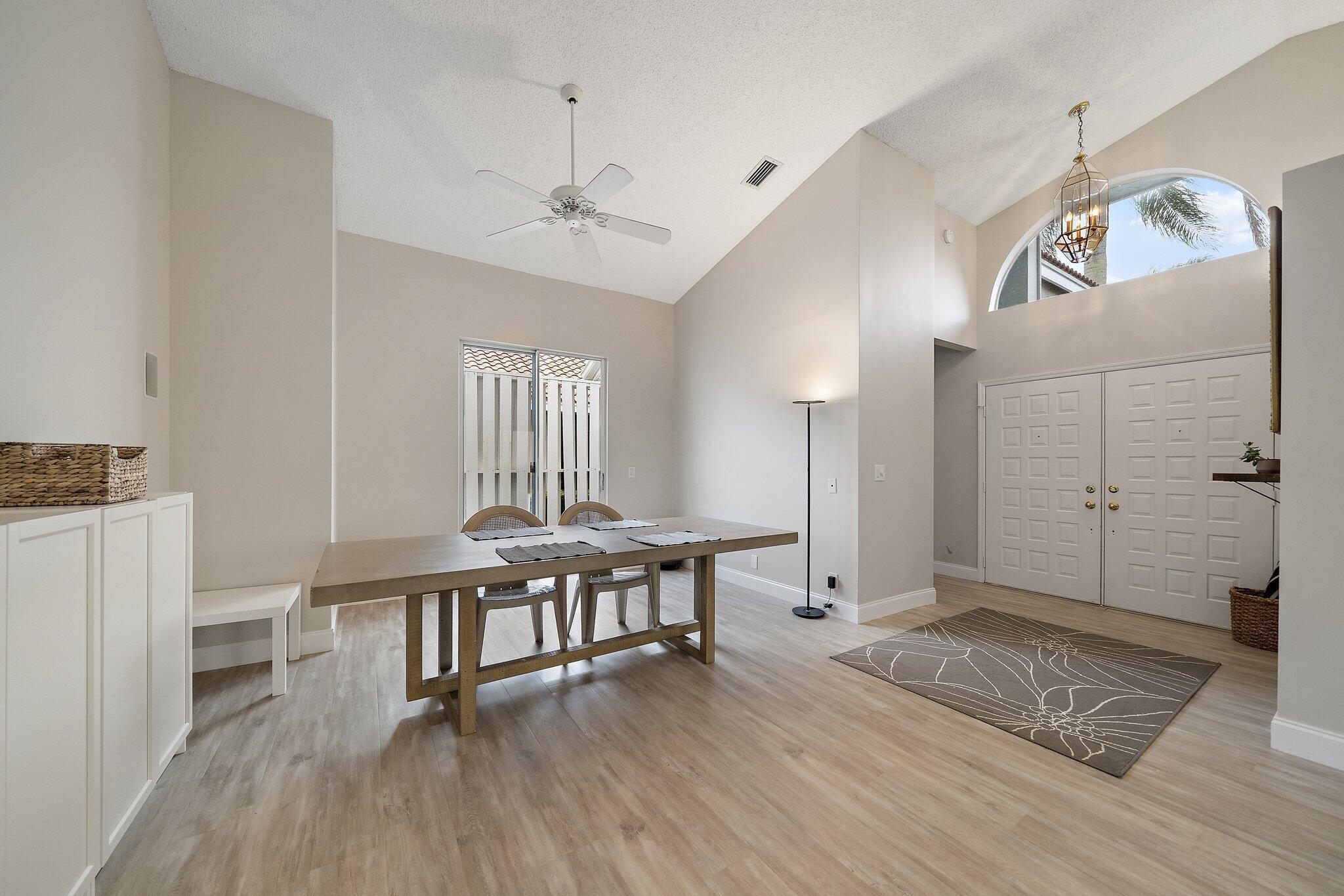 6866 Briarlake Circle
